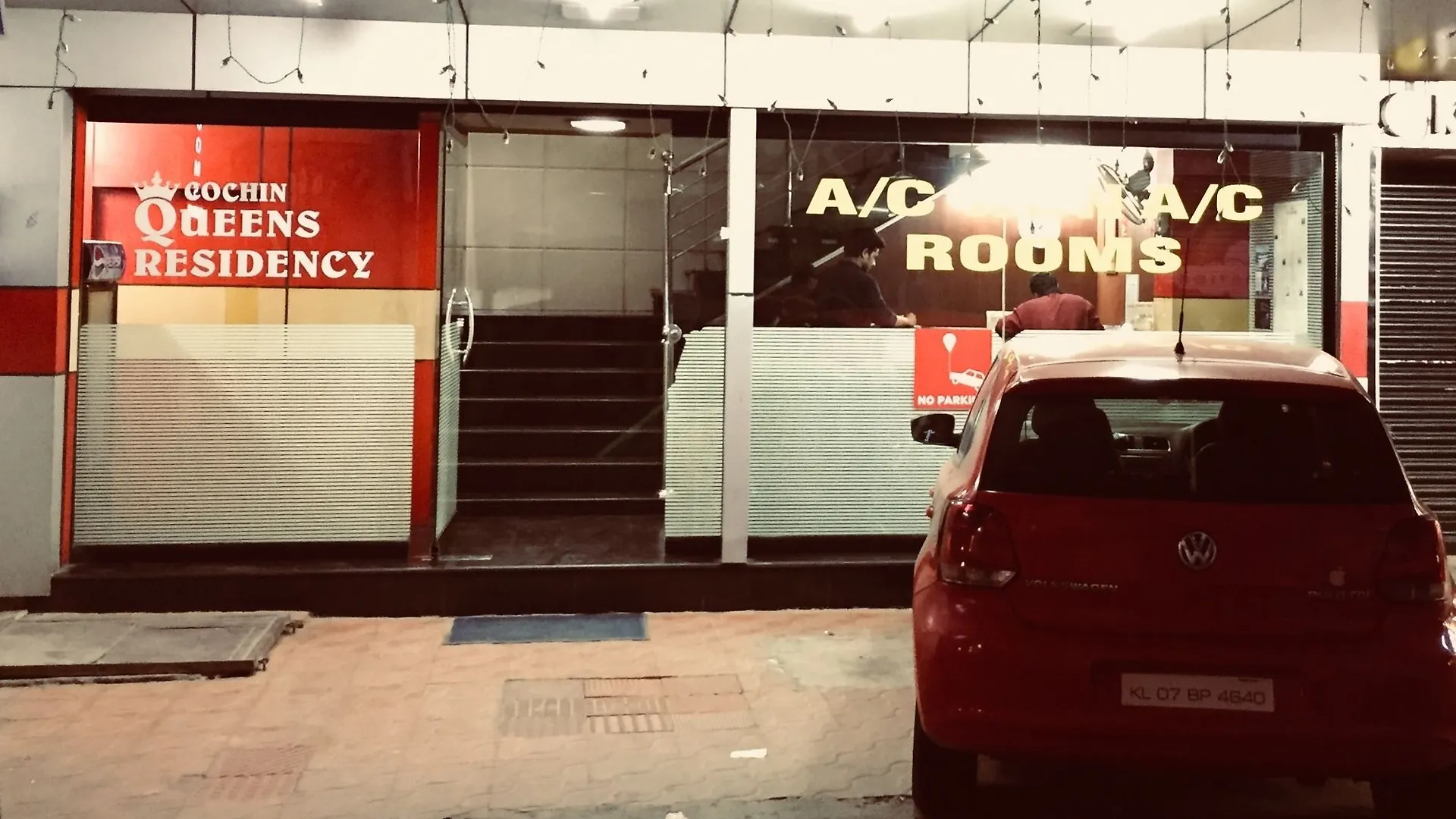 New Queens Residency Kochi 2*,  الهند
