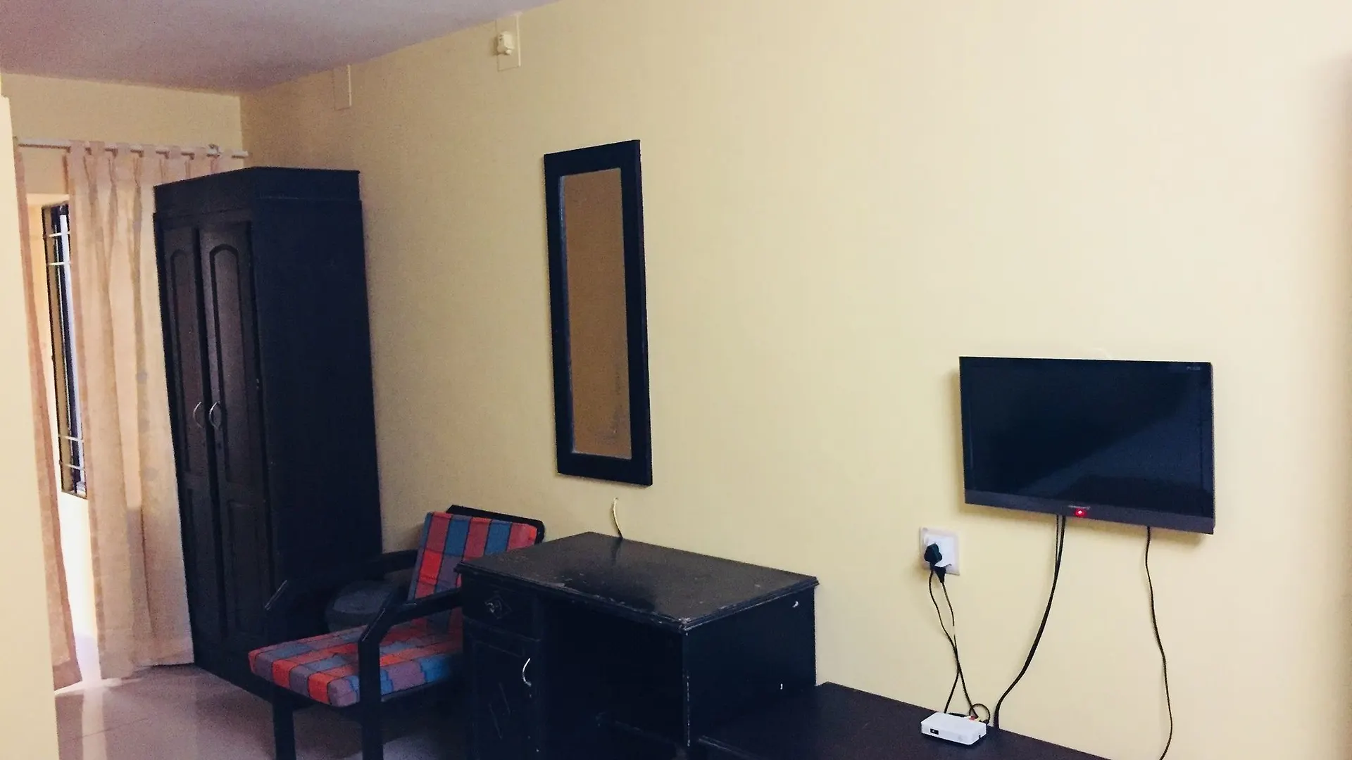 ** Hotel New Queens Residency Kochi India